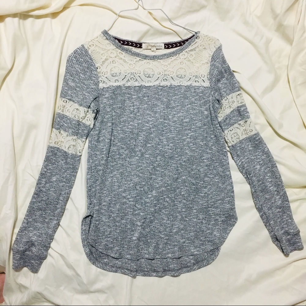 Rewind lace long sleeve